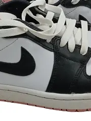 Vorschaubild 2 von Air Jordan 1 Low Golf Damen Golfschuhe Gr. 41 Weiß Schwarz Rosa