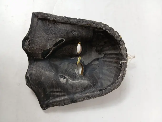 MARKENLOS Wandmaske Bild 2