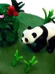 Vorschaubild 2 von Panda Familie mit Baum Spielfigur Mehrfarbig Kinder