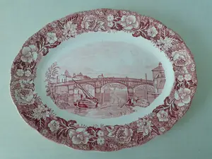 PALISSY POTTERY Servierplatte