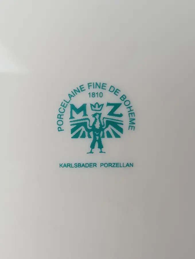 KARLSBADER Tasse und Unterteller Bild 4