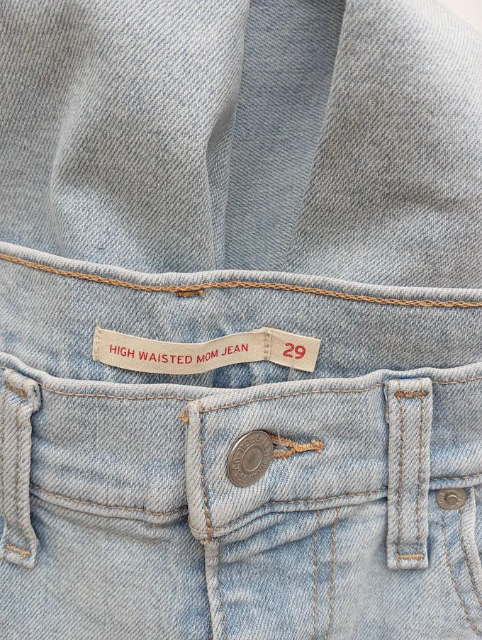 LEVIS Mom Jeans Bild 3