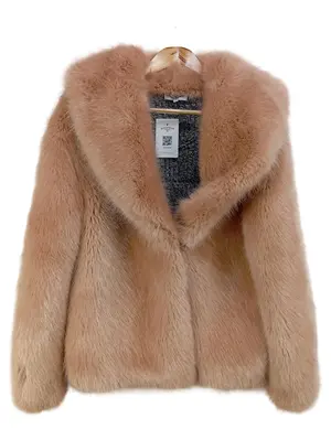 OPENING CEREMONY Felljacke