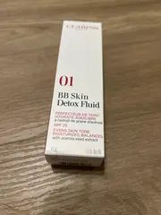 Vorschaubild CLARINS Foundation 3
