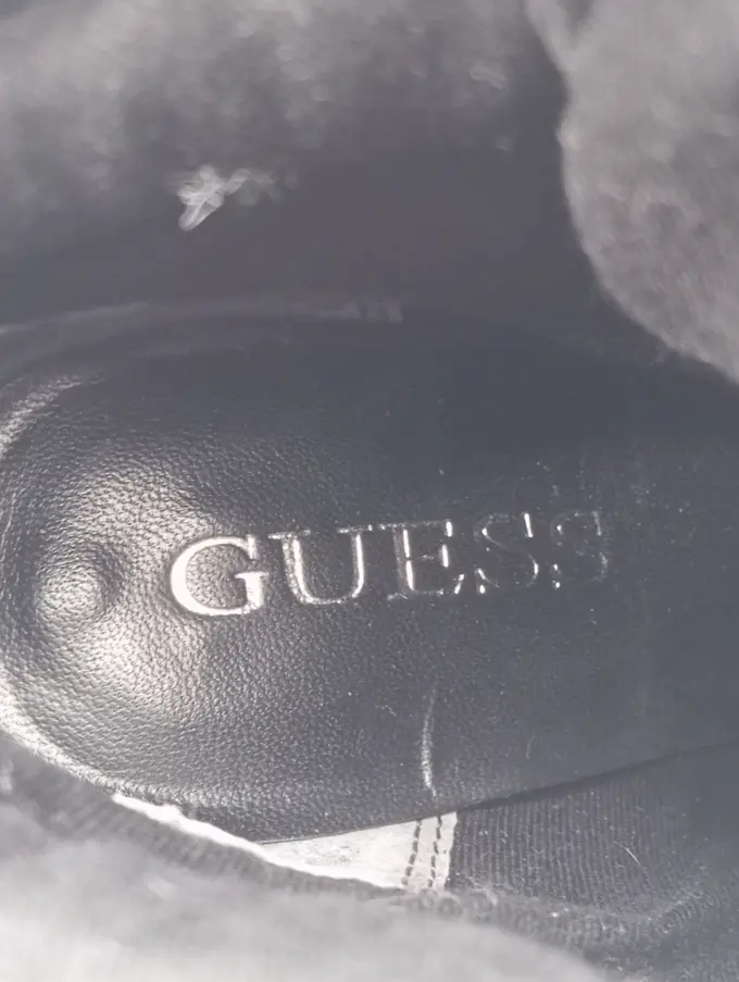 GUESS Stiefelette Bild 3