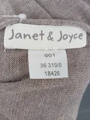 Vorschaubild JANET & JOYCE Poncho 4