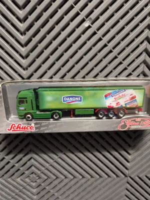 SCHUCO Modellfahrzeug