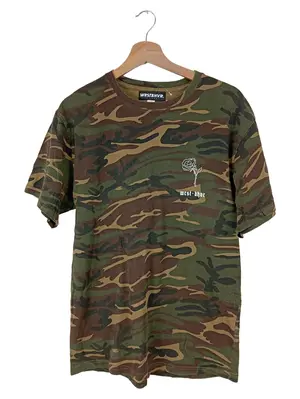 WRSTBHVR T-Shirt