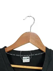Vorschaubild 4 von Damen Sport Shirt T-Shirt Schwarz Gr. 36/S Cropped V-Ausschnitt