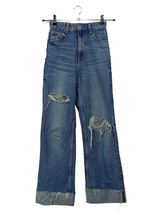 ZARA Destroyed Jeans Bild 1