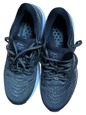 ASICS Sportschuhe
