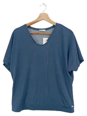 MODEE T-Shirt