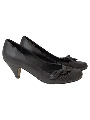 BUFFALO LONDON Pumps