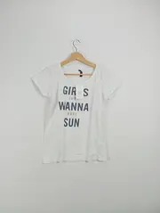 Vorschaubild 2 von BENETTON Damen T-Shirt Weiß Gr. 36 S Schriftzug Girls Just Wanna Have Sun Casual
