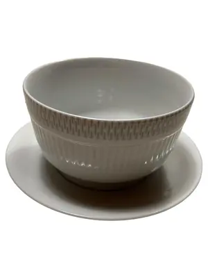 JOHANN SELTMANN VOHENSTRAUSS Suppentasse