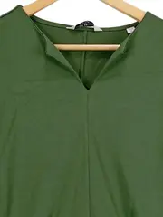 Vorschaubild 2 von Damen Bluse Basic Oliv Gr. 40 Langarm V-Ausschnitt
