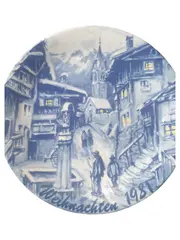 Vorschaubild 1 von Weihnachtsteller 1981 Kirchgang Oberbayern Porzellan Blau 20cm