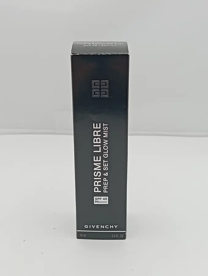 GIVENCHY Primer Bild 2