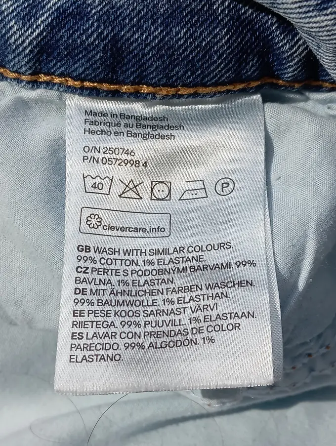 H&M Jeans Straight Leg Bild 4