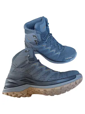 LOWA Outdoorschuhe