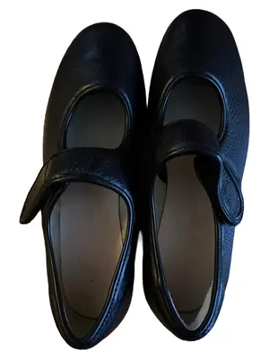 NATURALIZER Ballerinas