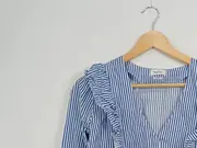 Vorschaubild 4 von Damen Bluse blau gestreift Rüschen Gr. 42/XL