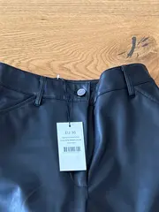 Vorschaubild 4 von Damen Lederhose Gr. 36 Schwarz High Waist Kunstleder Hose Modern