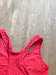 Vorschaubild 5 von Damen Sportshirt Tanktop Gr. S Rot Sportlich Fitness Laufshirt