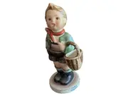 Vorschaubild 1 von Village Boy Porzellan Dekofigur Kind Mehrfarbig 10cm