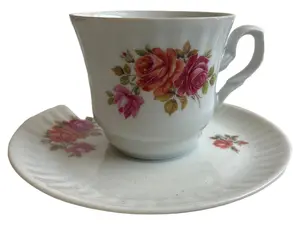 EVENSBERG Tasse und Unterteller