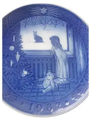 Vorschaubild 1 von 1982 Weihnachtsteller Porzellan Sammelteller Mädchen Hase 18cm