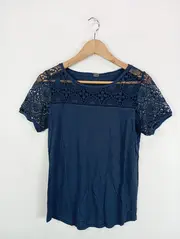 Vorschaubild 2 von Damen T-Shirt Gr. 38 Blau Häkeldetails Feminin