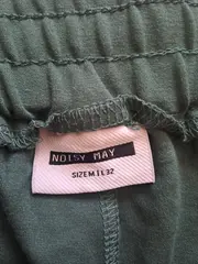 Vorschaubild 2 von Damen Jogginghose Freizeithose Grün Gr. M L32 Kordelzug