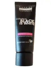 Vorschaubild 1 von Black Is White Fluorid Whitening Zahnpasta 90ml Schwarz