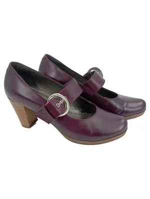 ANDREA CONTI Pumps