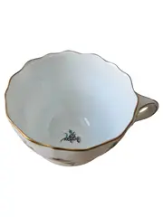 Vorschaubild 1 von Tasse Porzellan Weiß Klassisch Blumenmuster 200ml