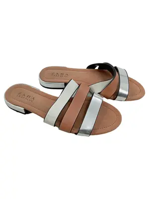 ZARA Sandalen
