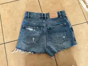 Vorschaubild 4 von High Waist Distressed Jeans Shorts Damen Blau W24 Fransen