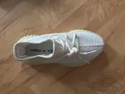Vorschaubild 5 von Yeezy Boost 350 V2 Damen Sneaker Low Creme/Weiß Gr. 37 1/3