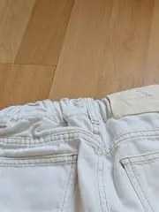 Vorschaubild 4 von Kinder Jeans Shorts Beige Gr. 140 Casual Distressed