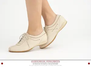 THERESIA M. Schnürschuhe