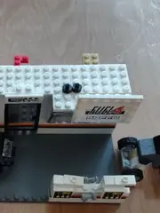 Vorschaubild 2 von Speed Champions Rennstrecke Tankstelle Rampe Fahrzeuge Set komplett