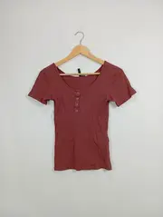Vorschaubild 2 von Damen T-Shirt Gr. M Rippstrick Henley Kurzarm Rot Casual