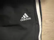 Vorschaubild 2 von Herren 3/4 Trainingshose Sporthose 3-Streifen Schwarz Gr. M