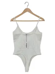 Vorschaubild NA-KD Body 2