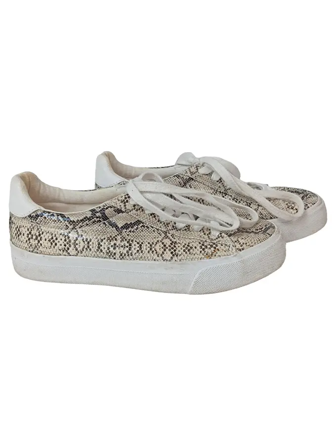 ASOS Schnürschuhe Bild 1