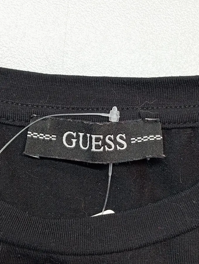 GUESS T-Shirt Bild 3