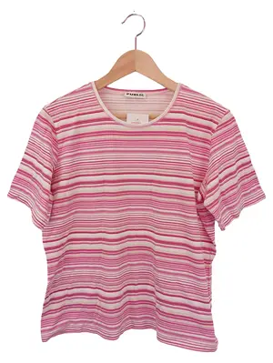 PUBLIC T-Shirt