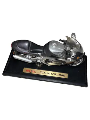 MAISTO Modellfahrzeug