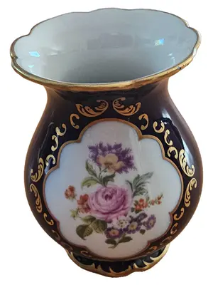 FÜRSTENBERG Vase